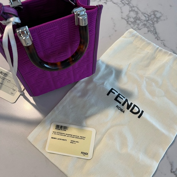 Authentic - Brand new, never used Fendi clutch - Picture 7 of 7